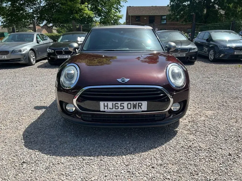 Used Mini Cooper Clubman 136 HP (100 kW) 2015 Red Estate