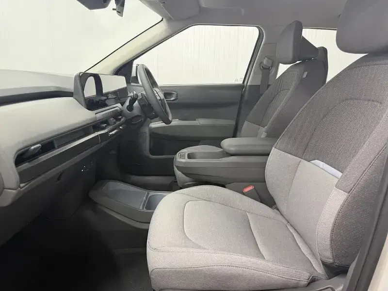 New Kia EV3 Air 147 kW (201 HP) 2026 Silver SUV