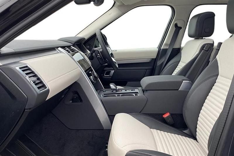 Usado Land Rover Discovery 5 350 HP (257 kW) 2025 Cinzento SUV