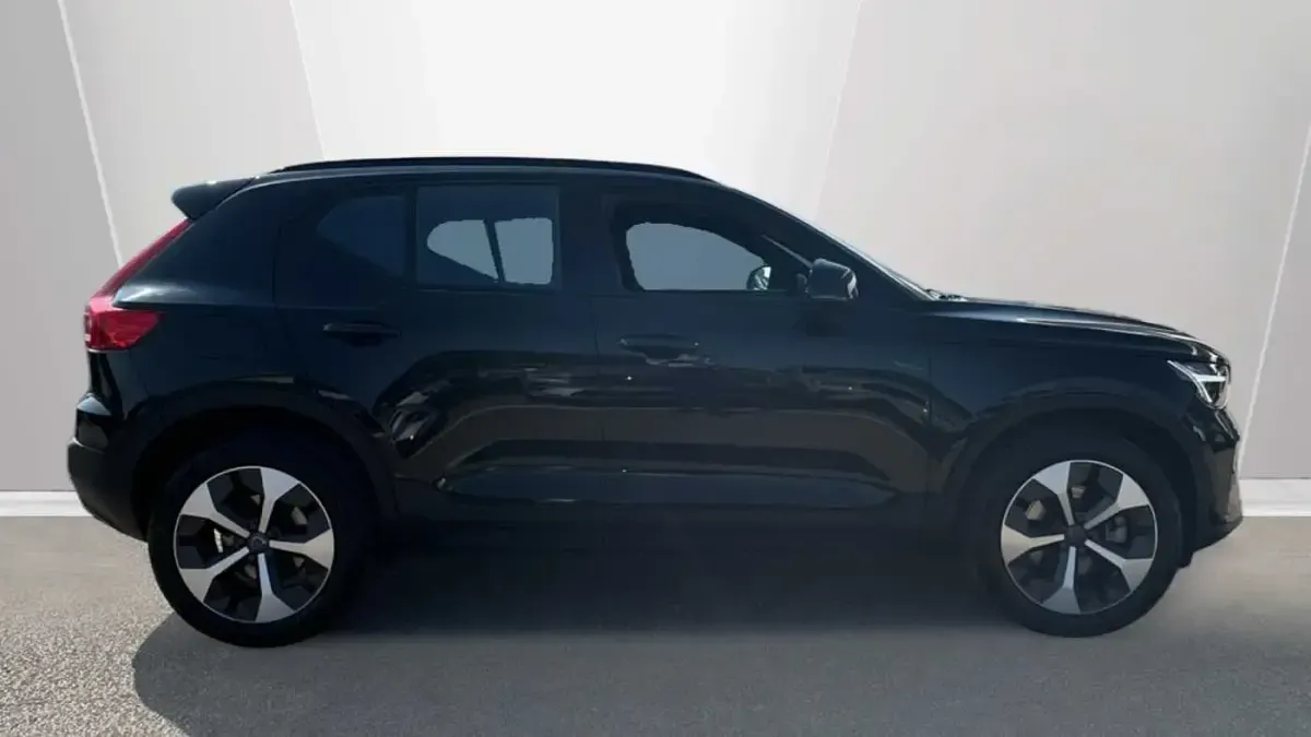 Used Volvo XC40 Plus 194 HP (142 kW) 2026 SUV