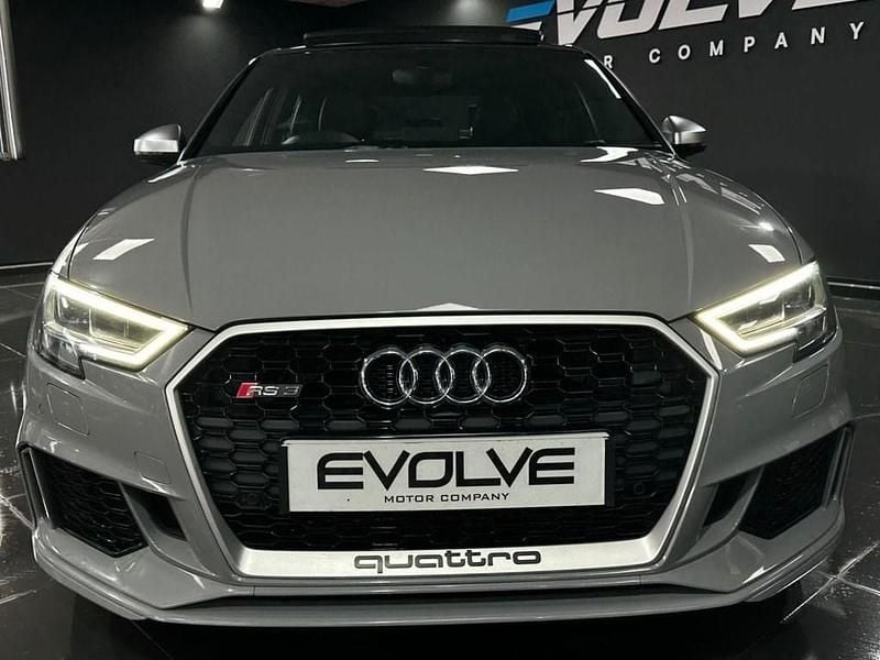 Used Audi RS3 Comfort 400 HP (294 kW) 2018 Grey Sedan