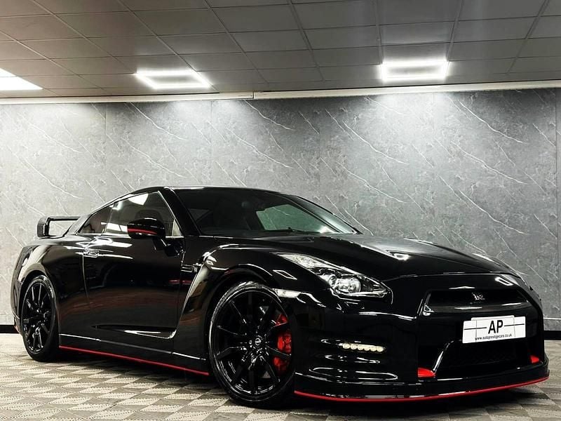 Black Used 2011 Nissan GT-R GT Coupe | £46,990 - Image 1/4