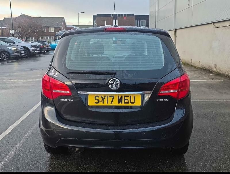 Used Vauxhall Meriva Club 120 HP (88 kW) 2017 Black MPV