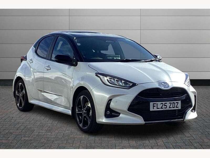 Other Used 2025 Toyota Yaris Hybrid Edition Hatchback | £25,499 (Expensive) - Image 1/3