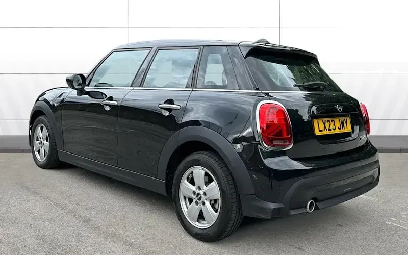 Used Mini Cooper Classic 156 HP (114 kW) 2022 Black Hatchback