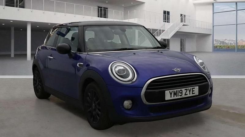 Blue Used 2019 Mini Cooper Classic Hatchback | £8,750 (Fair price) - Image 1/4