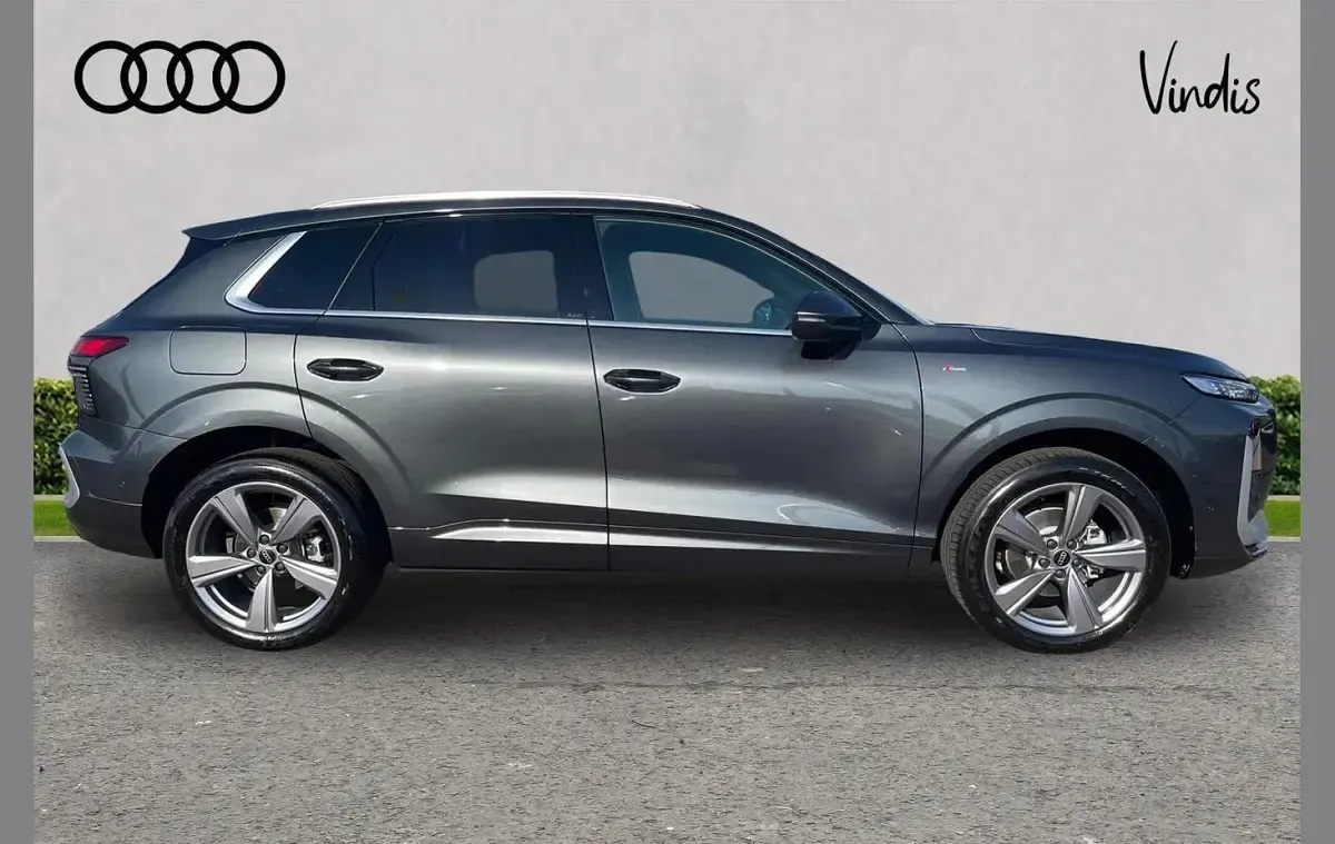 Used Audi Q3 S-Line 150 HP (110 kW) 2026 Grey SUV