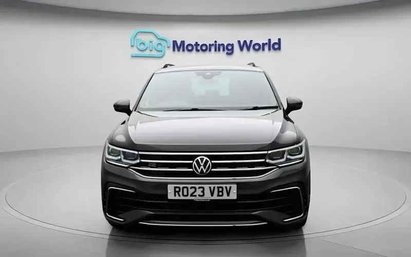 Used VW Tiguan R-line 150 HP (110 kW) 2023 Grey SUV