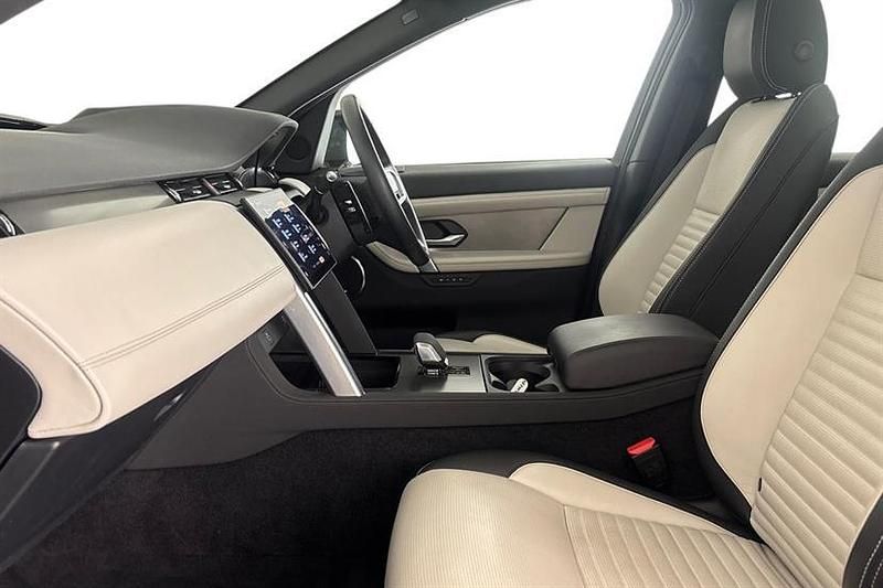 Used Land Rover Discovery Sport HSE Dynamic 204 HP (150 kW) 2024 Grey SUV