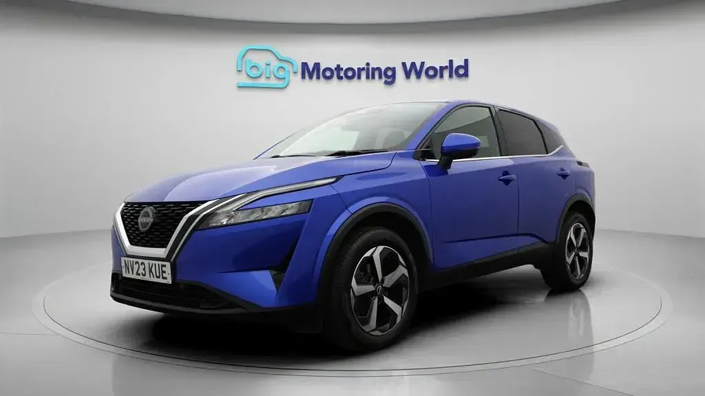 Used Nissan Qashqai N-Connecta 140 HP (102 kW) 2023 Blue SUV