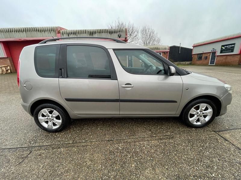 Used Skoda Roomster SE 105 HP (77 kW) 2013 Beige MPV