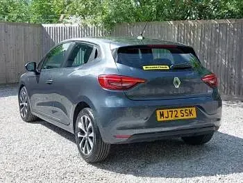 Used Renault Clio Iconic 140 HP (102 kW) 2022 Grey Hatchback