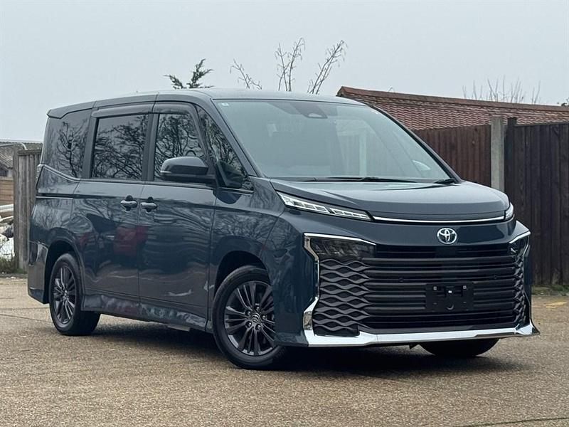 New Toyota Voxy 2025 Blue MPV