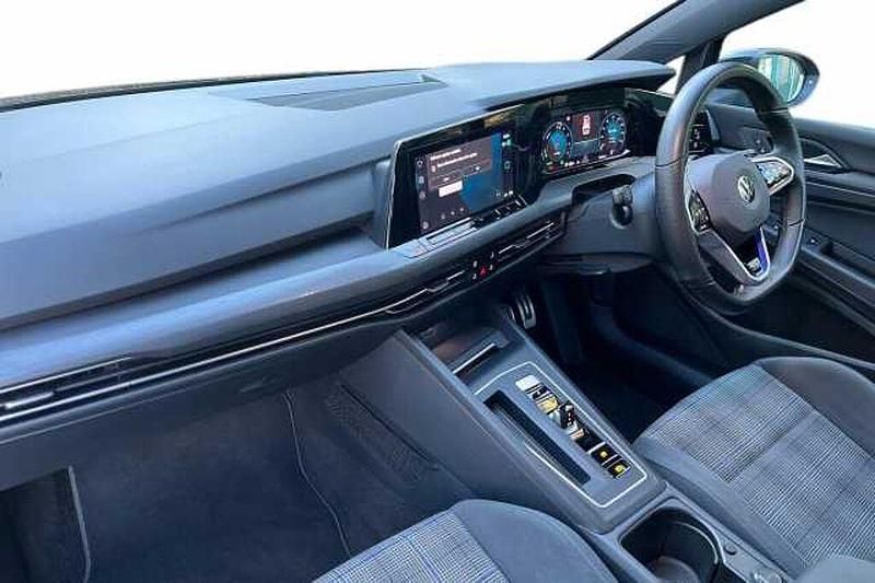 Used VW Golf VIII 245 HP (180 kW) 2021