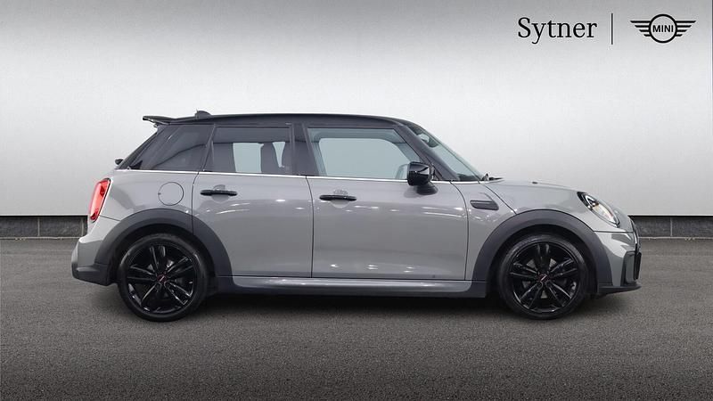 Used Mini Cooper Hatch 134 HP (98 kW) 2021 Grey Hatchback