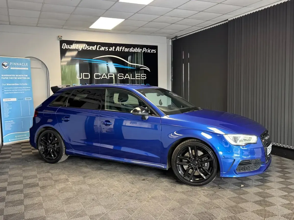 Used Audi S3 Sportback Performance 300 HP (220 kW) 2015 Blue Hatchback