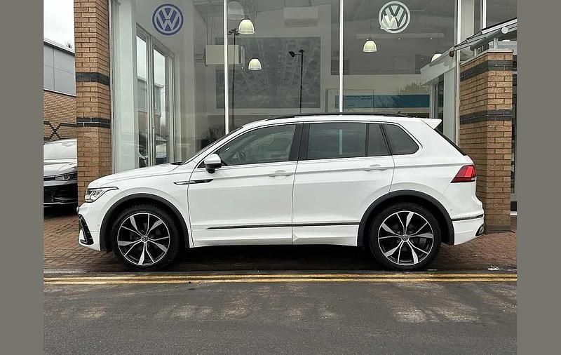 Used VW Tiguan R-line 150 HP (110 kW) 2023 White SUV