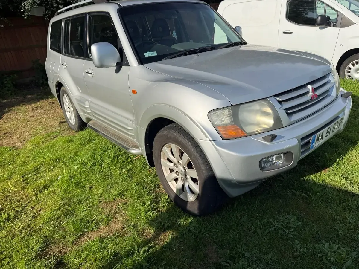 Used Mitsubishi Shogun 2002 Silver SUV