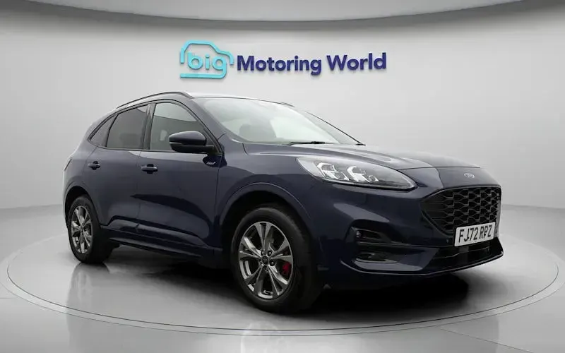 Used Ford Kuga ST-Line 225 HP (165 kW) 2022 Blue SUV
