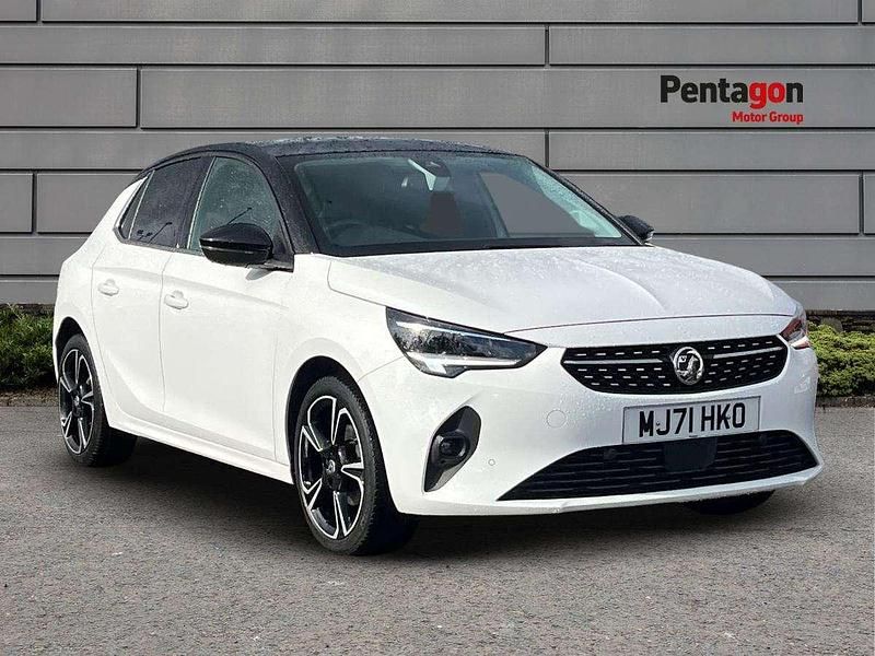 White Used 2021 Vauxhall Corsa Edition Hatchback | £11,950 (Fair price) - Image 1/4