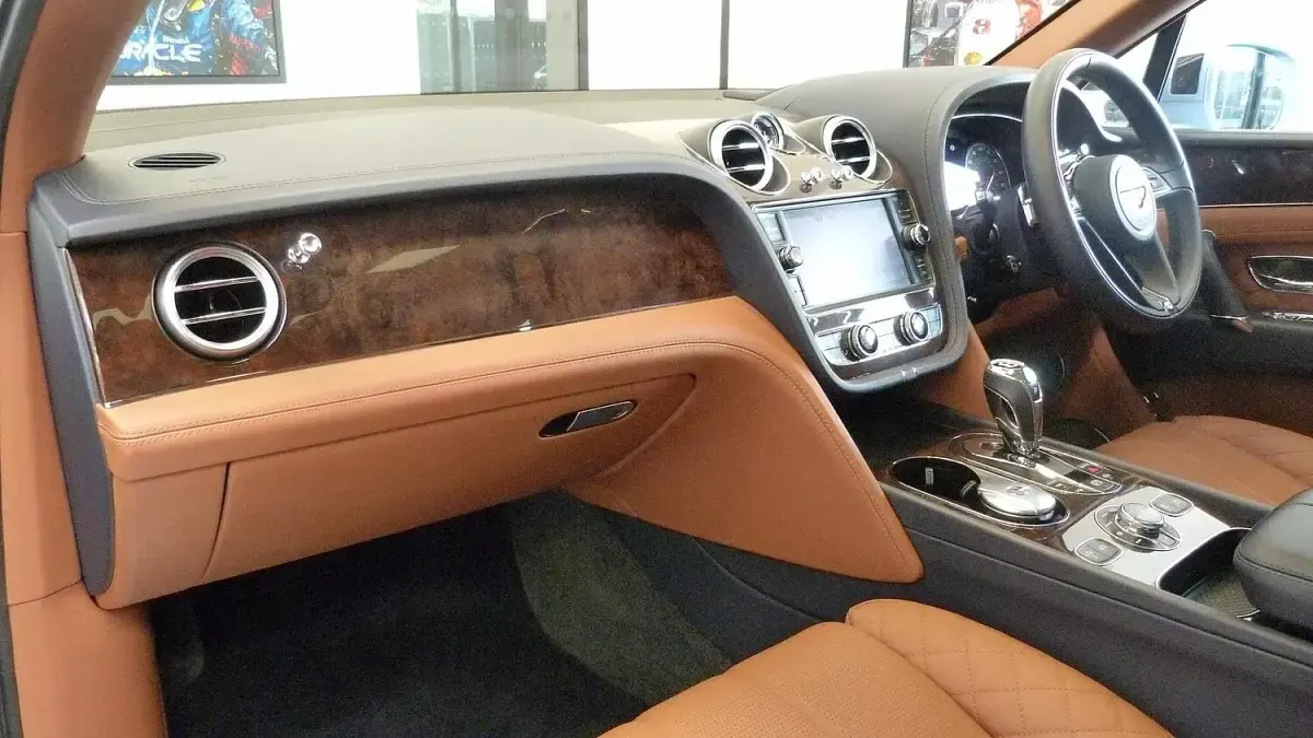 Used Bentley Bentayga 2017 Blue SUV