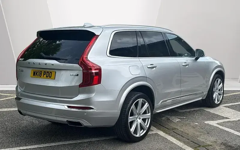 Używany Volvo XC90 Inscription 235 KM (172 kW) 2018 Srebrny SUV