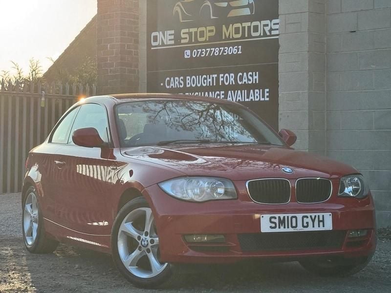 Used BMW 118 Coupé Sport Line 143 HP (105 kW) 2010 Red Coupe