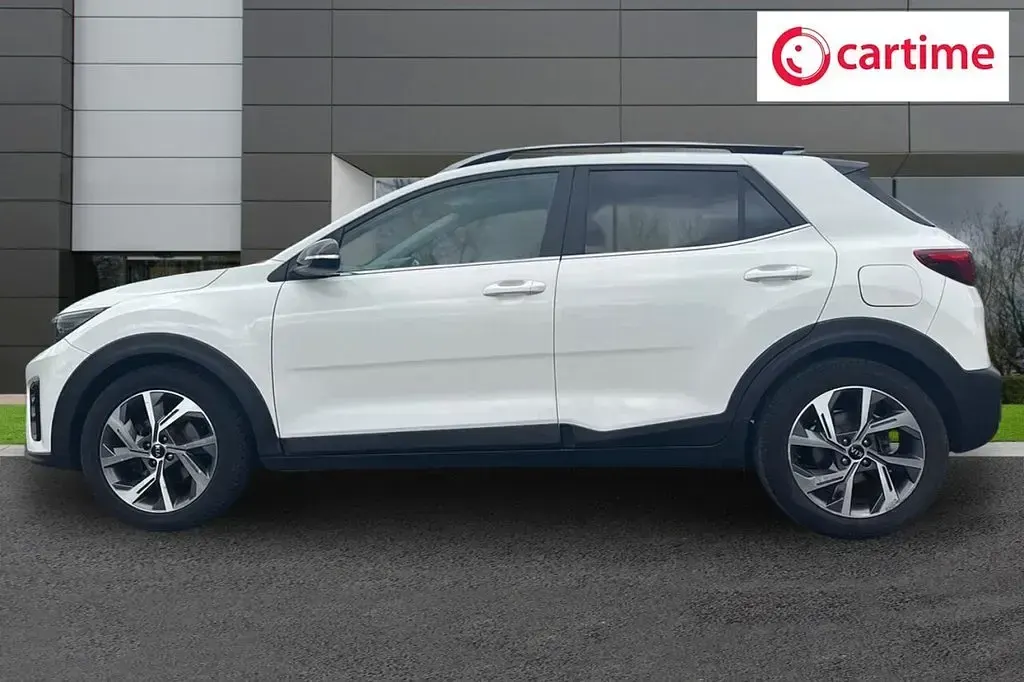 Used Kia Stonic GT-Line 118 HP (86 kW) 2021 White SUV