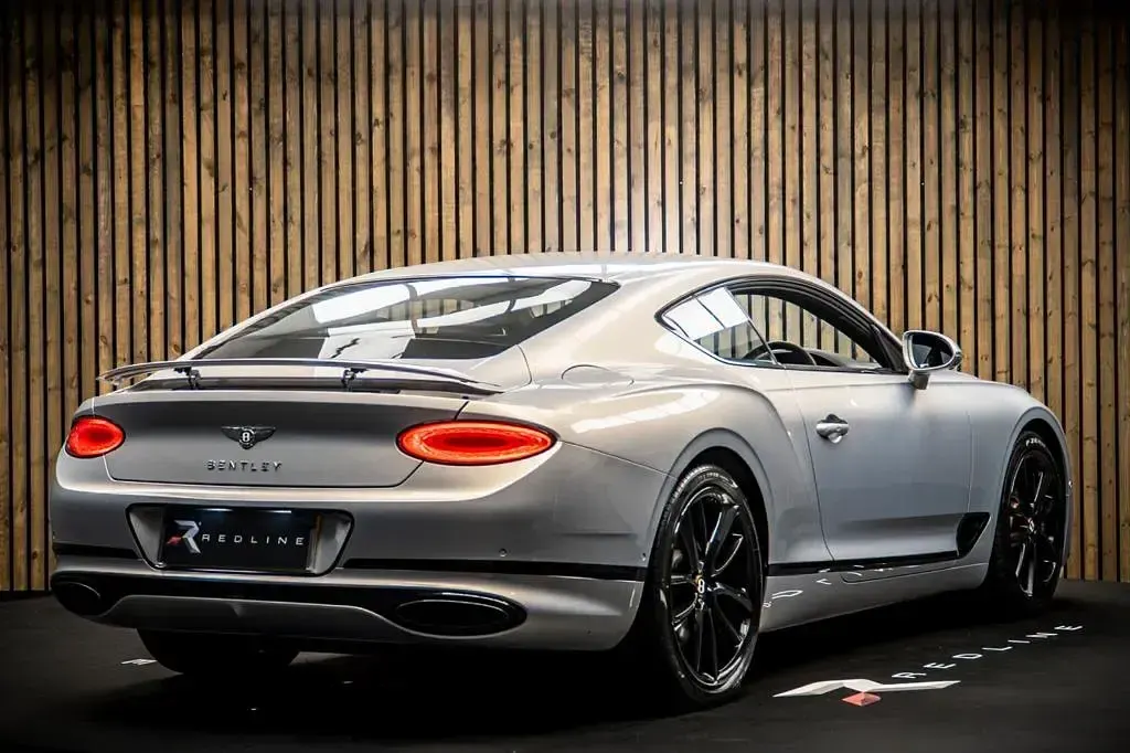 Used Bentley Continental 635 HP (467 kW) 2019 Grey Coupe
