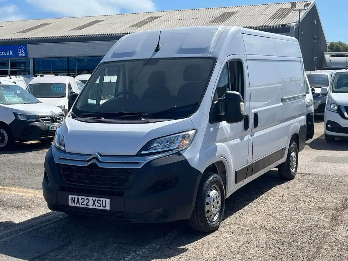 Used Citroën Relay 140 HP (102 kW) 2022 White Van
