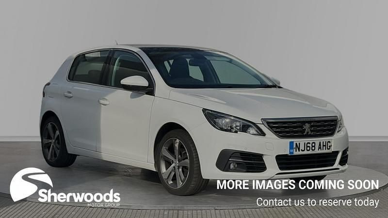 Used Peugeot 308 Allure 130 HP (95 kW) 2018 White Hatchback