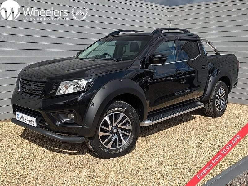 Black Used 2017 Nissan Navara Tekna Pickup | £15,750 (A bit pricey) - Image 1/4