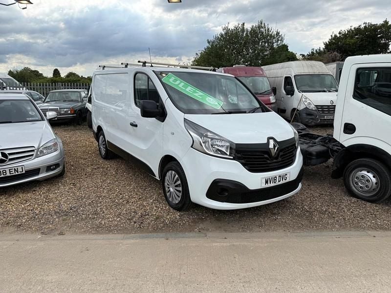 White Used 2018 Renault Trafic Business Van | £7,000 (Good price) - Image 1/4