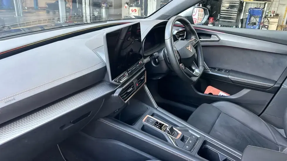 Used Cupra Leon 150 HP (110 kW) 2025 Grey