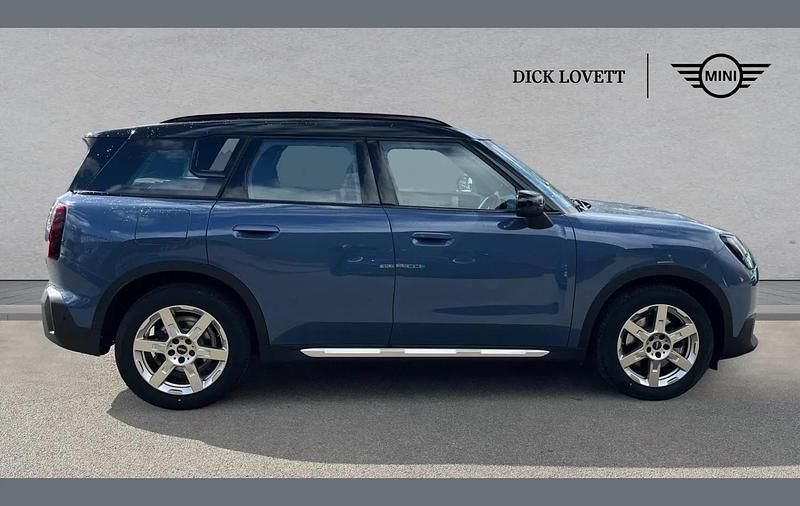Used Mini Countryman Exclusive 170 HP (125 kW) 2025 Blue SUV