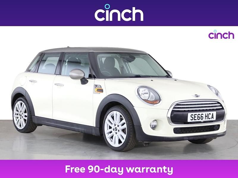 White Used 2017 Mini Cooper Hatch Hatchback | £9,929 (Fair price) - Image 1/3