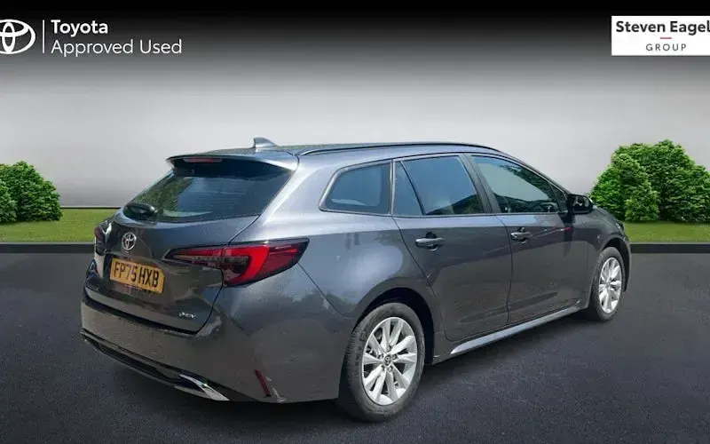 Used Toyota Corolla 178 HP (130 kW) 2025 Grey Estate