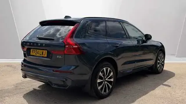 Used Volvo XC60 Plus 247 HP (181 kW) 2024 SUV