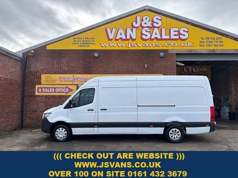 Used Mercedes Sprinter Premium 150 HP (110 kW) 2023 White Van