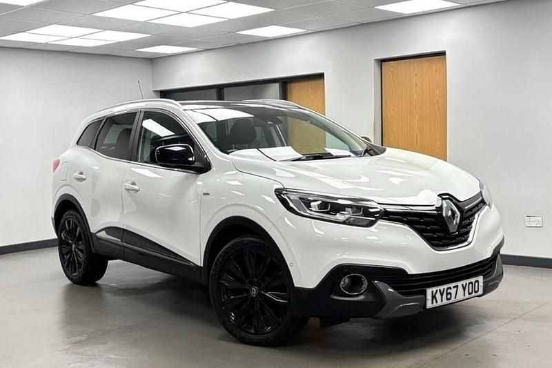 White Used 2017 Renault Kadjar Signature S SUV | £9,979 (A bit pricey) - Image 1/1