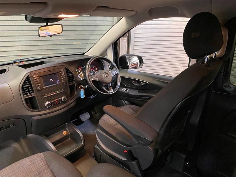 Used Mercedes Vito 188 HP (138 kW) 2016 Black Van