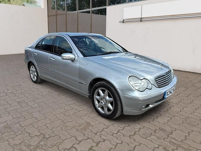 Silver Used 2000 Mercedes C320 Elegance Sedan | £1,395 - Image 1/4