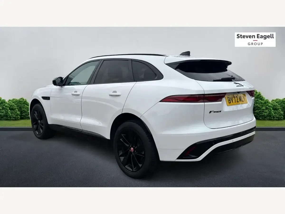 Begagnad Jaguar F-Pace R-Dynamic 2023 Vit SUV