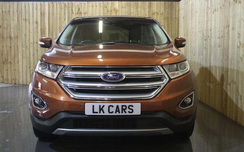 Used Ford Edge Titanium 211 HP (155 kW) 2017 SUV