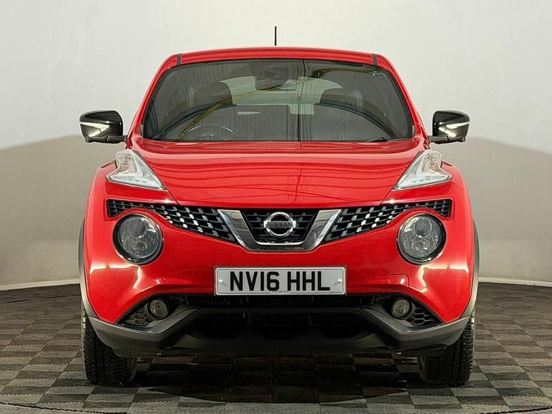 Used Nissan Juke Tekna 110 HP (80 kW) 2016 Red SUV