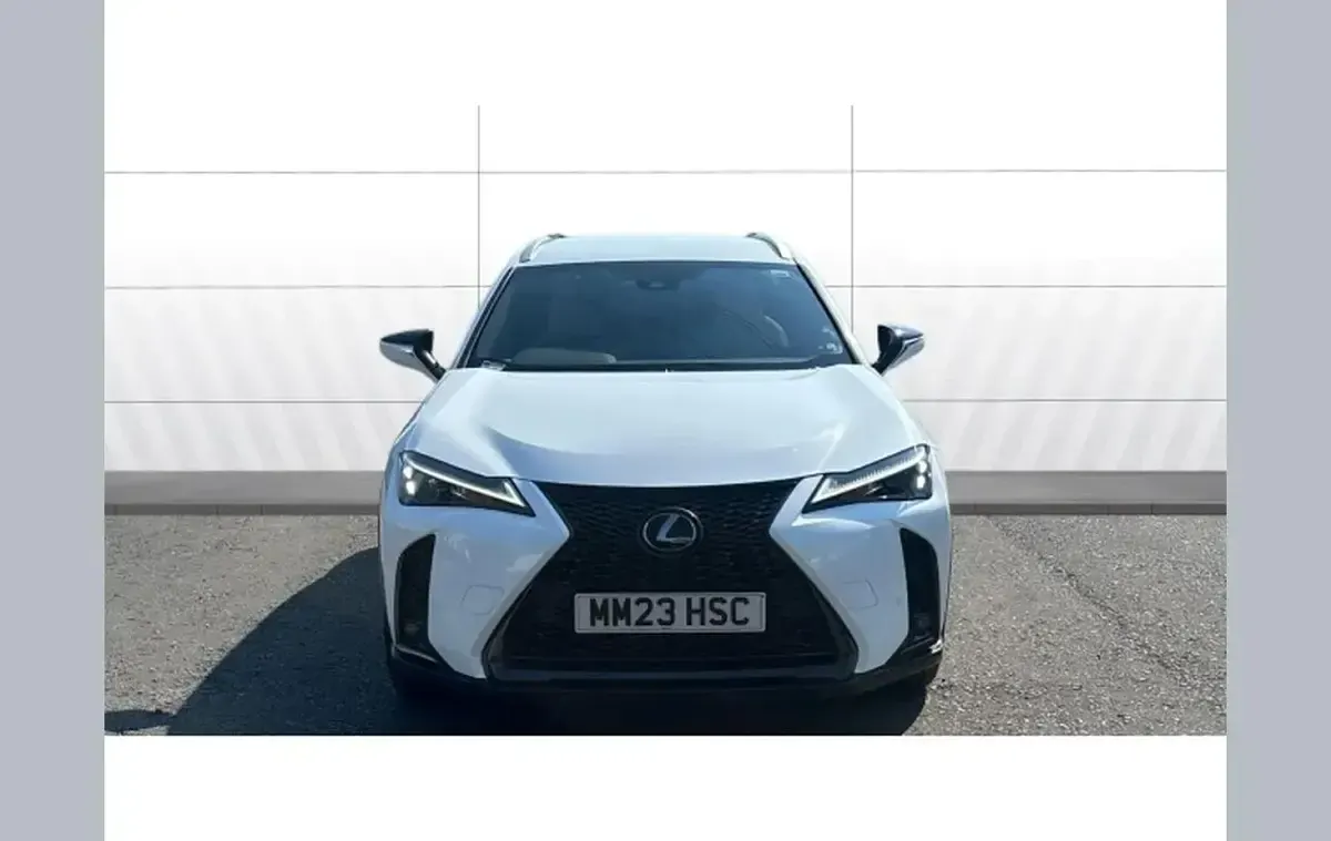 Used Lexus UX 250h Sport Design Packet 180 HP (132 kW) 2023 White SUV