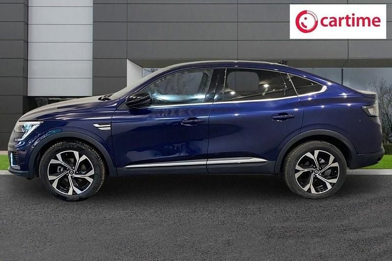 Begagnad Renault Arkana Techno 145 HK (106 kW) 2024 Blå SUV