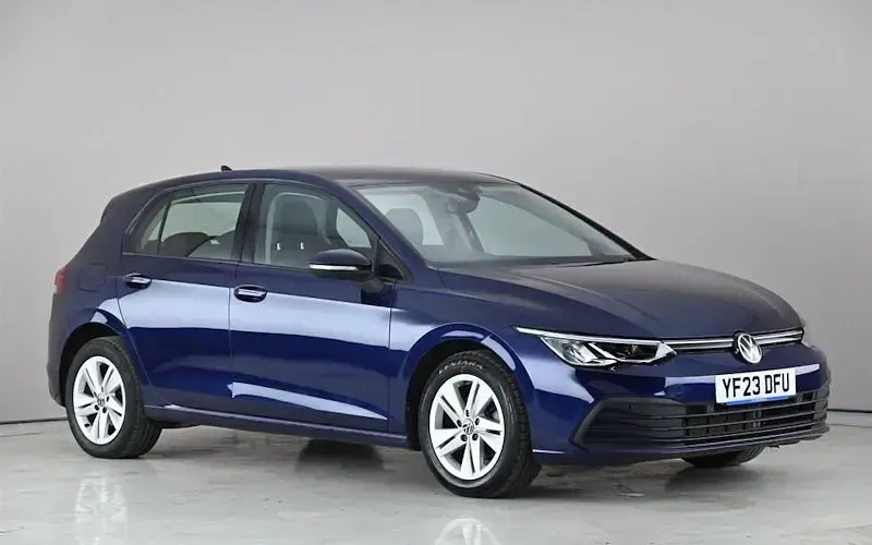 Used VW Golf VIII Life 131 HP (96 kW) 2023 Hatchback