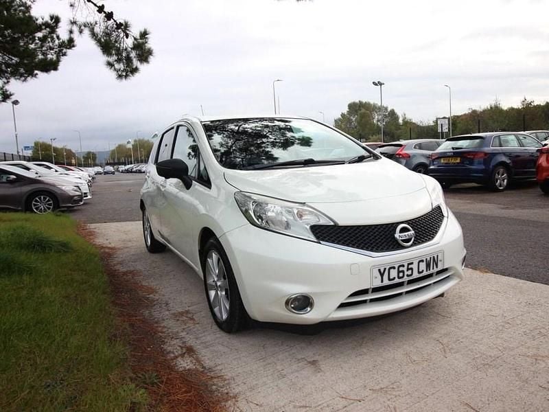 White Used 2015 Nissan Note Tekna MPV | £2,950 (Fair price) - Image 1/4
