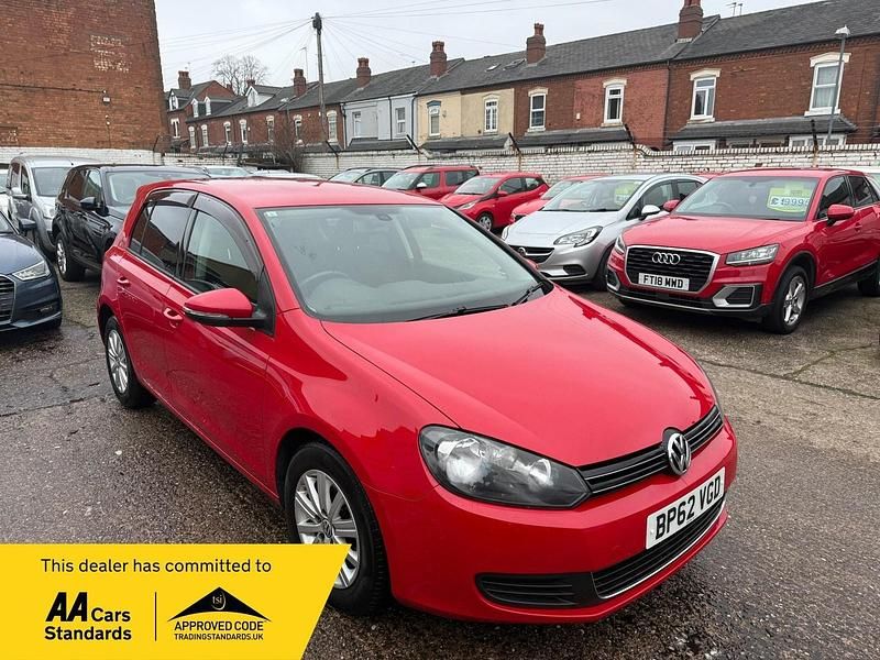 Red Used 2026 VW Golf VIII SE Hatchback | £6,985 (Good price) - Image 1/4
